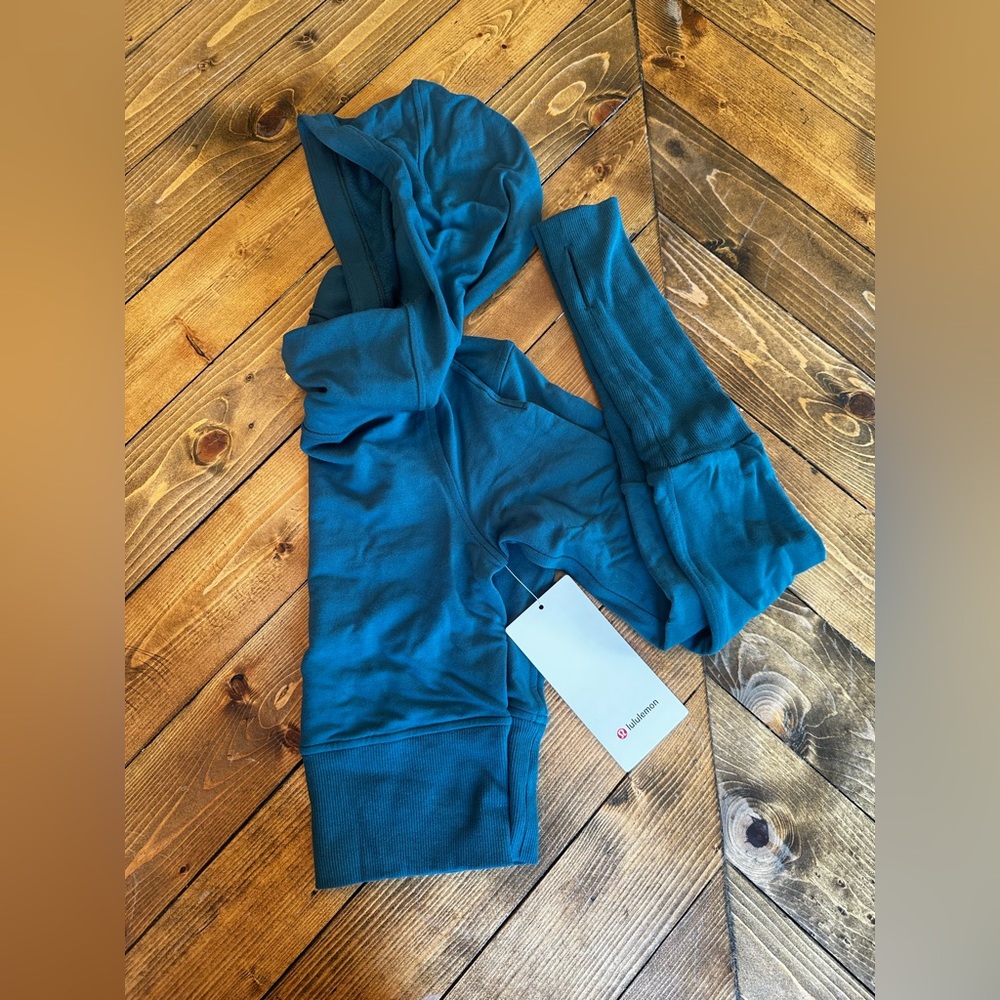 Lululemon Modal Sleeve Crop